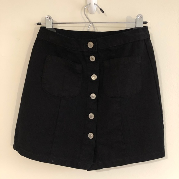 [133] BRANDY MELVILLE Button Down Denim Skirt - Picture 3 of 5